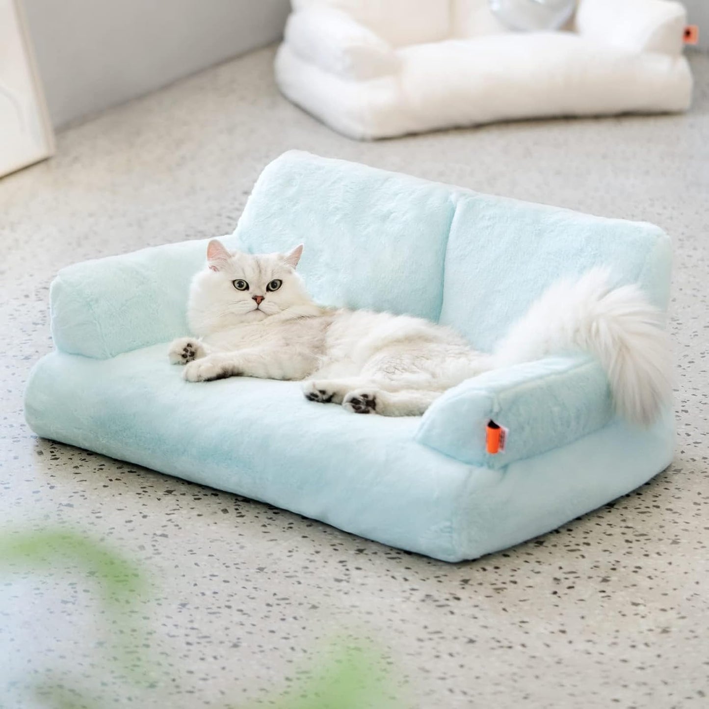 MEWOOFUN Plush Cat Bed For Indoor Cats  | Silver Fox Goods{